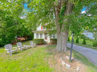 7 Griswold Ave, Old Lyme, CT 06371