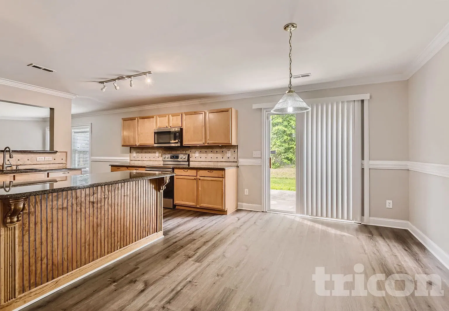 3931 Larkhaven Village Dr Charlotte NC — Photo 3