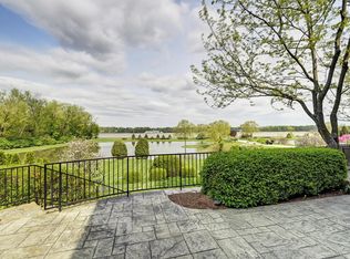 2816 Rivers Edge Rd, Louisville, KY 40222