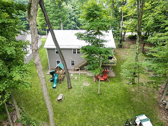 4th image of 670 Winesap Cir