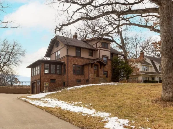 5304 Shriver Ave, Des Moines, IA 50312