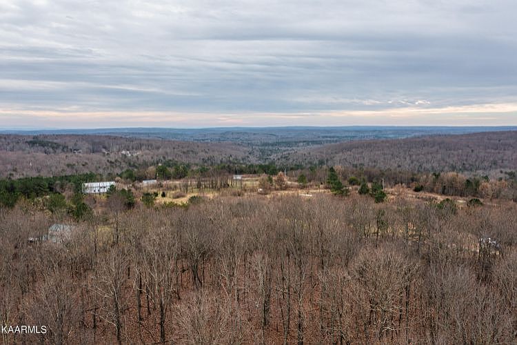 1st image of Dogwood Ln