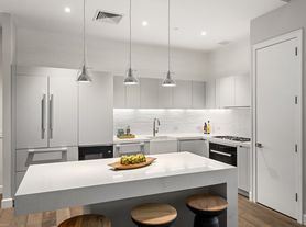 11 Greene St