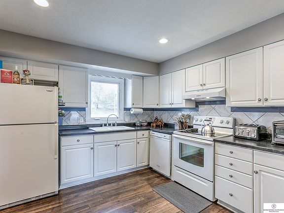 4th image of 5012 S 95th Ave