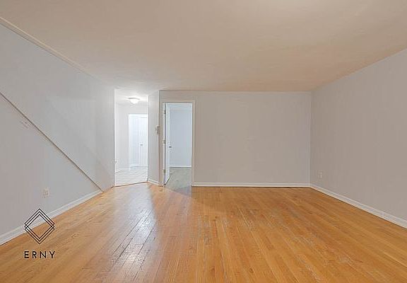 4th image of 1421 Saint Marks Ave #1F