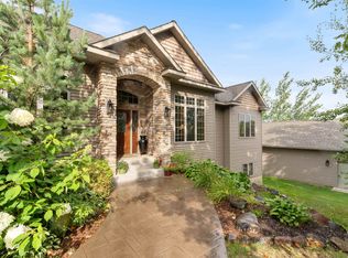 1950 Middle Ln, Duluth, MN 55811