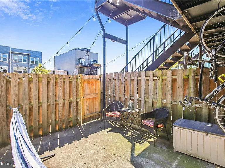 1921 2nd St NE #102 — Photo 13