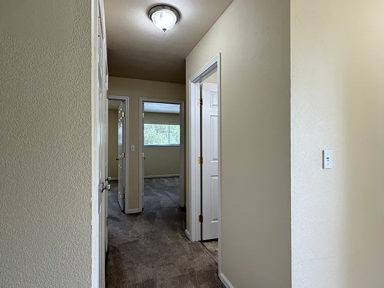 125 Ascot Ct #3 — Photo 11