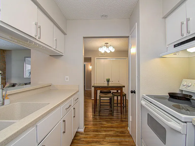 2800 Jeanetta St #2406 — Photo 11