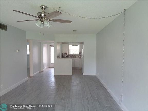 4th image of 4200 Crystal Lake Dr APT 113