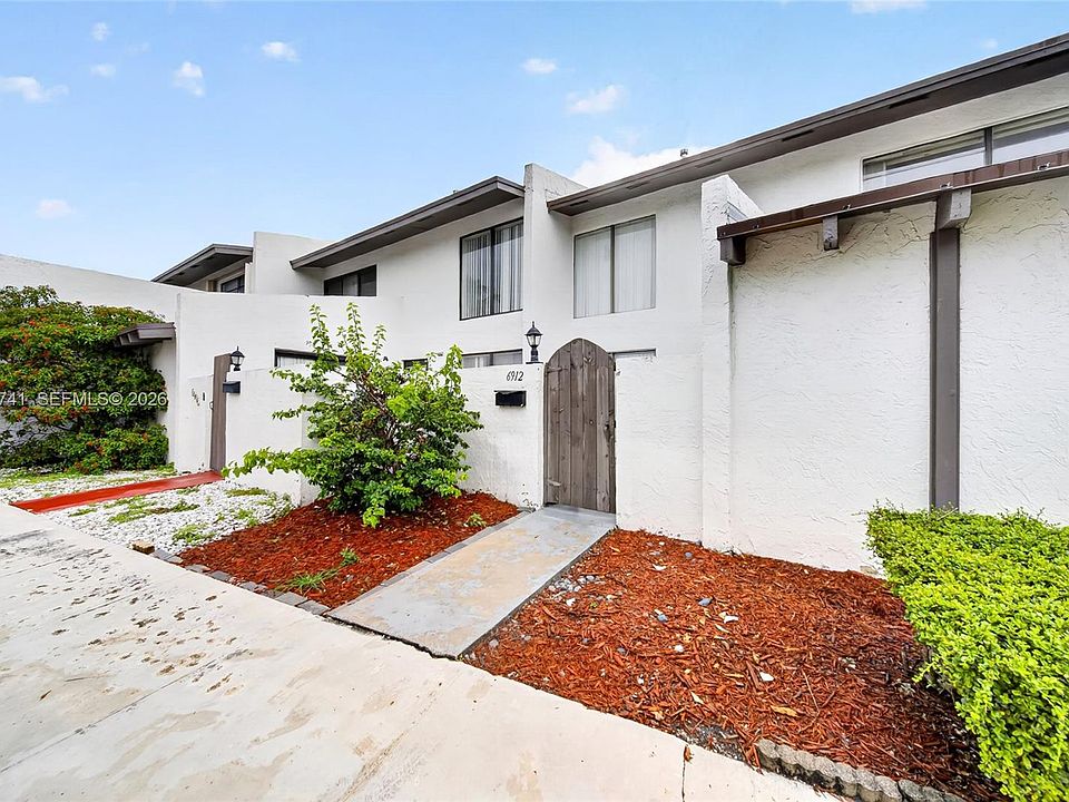 1st image of 6912 SW 110th Ave