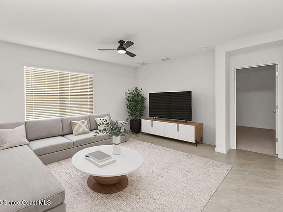 5th image of 985 Dugan Cir SE