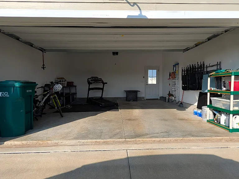531 Farmstead Ln — Photo 26