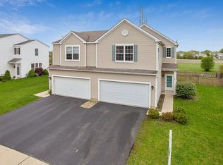 3727 Indian Head Ln, Joliet, IL 60435