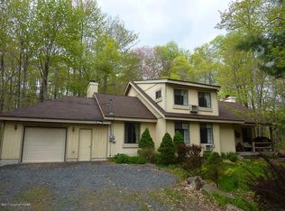 144 Crocketts Crst, Pocono Pines, PA