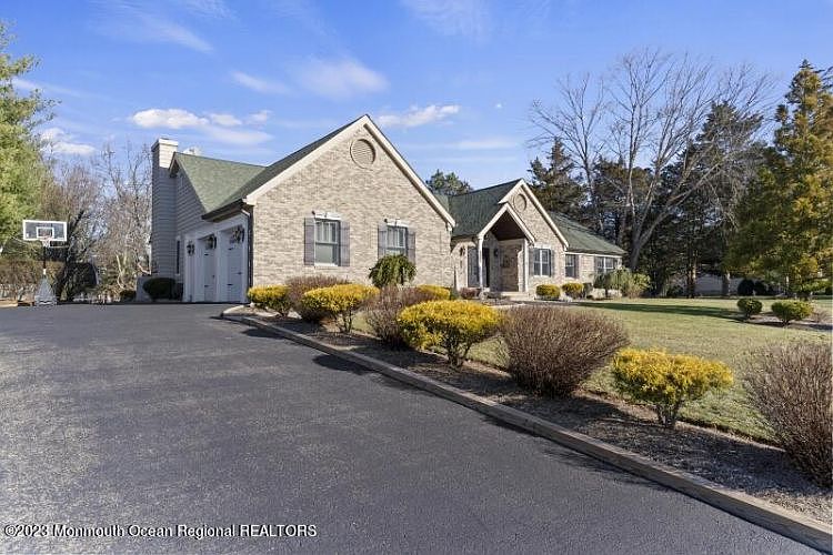 1st image of 2319 Owen Ct