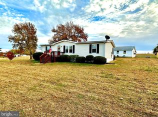 102 Bundick Rd, Lottsburg, VA 22511
