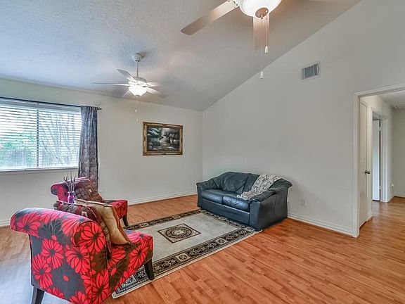 4th image of 10630 Alcott Dr