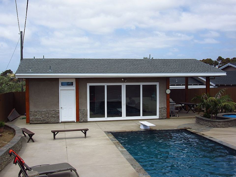 2nd image of 2260 Catalina Blvd