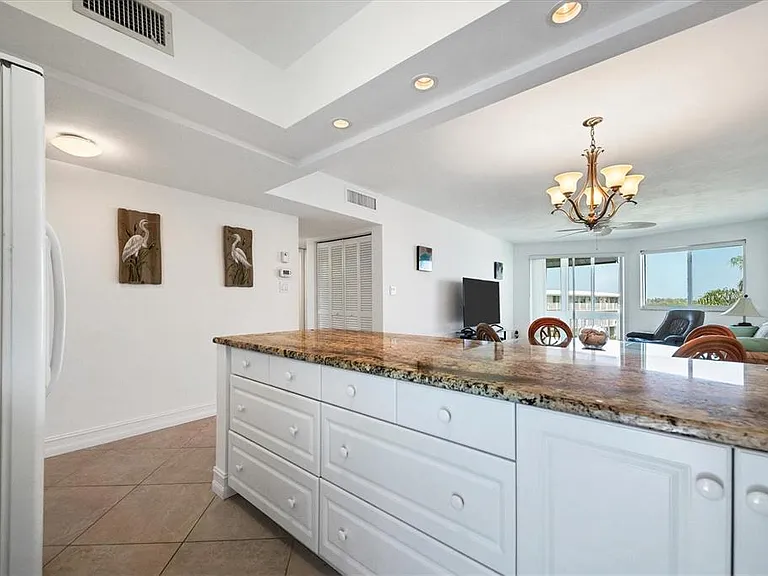 769 John Ringling Blvd #36EXET — Photo 6