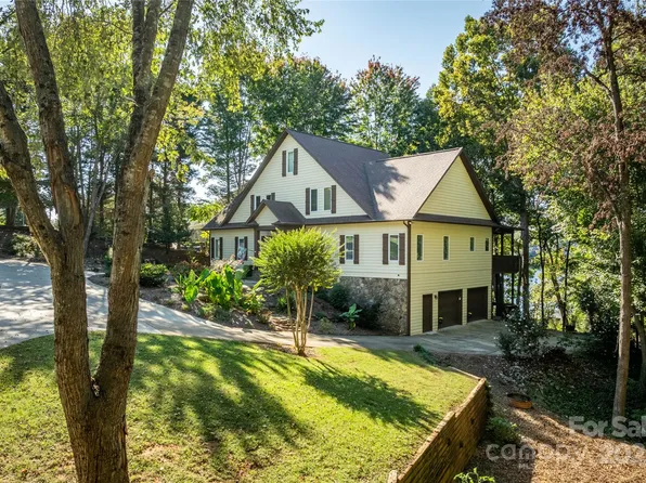 316 Players Ridge Rd Lot 18 & 17, Hickory, NC 28601