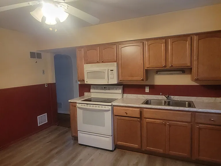 1514 Hilsun Pl — Photo 5