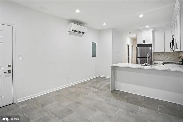 2014 Connecticut Ave NW #B — Photo 6