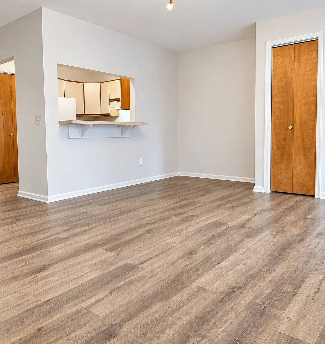 2 bed, 1.0 bath, 13066 sqft, $1,450 — Photo 3