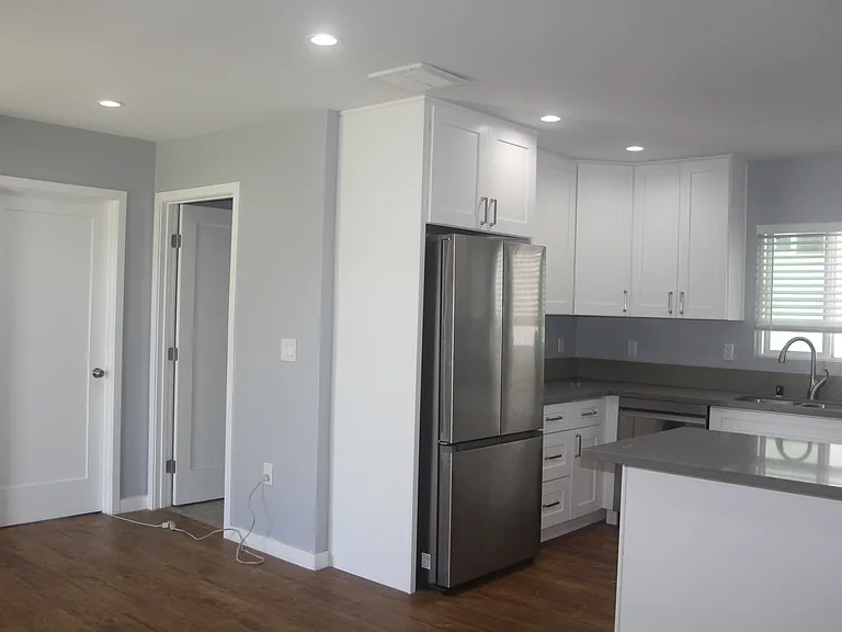 5321 Hyde St — Photo 10