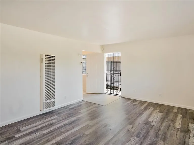 2901 Octavia St. — Photo 4