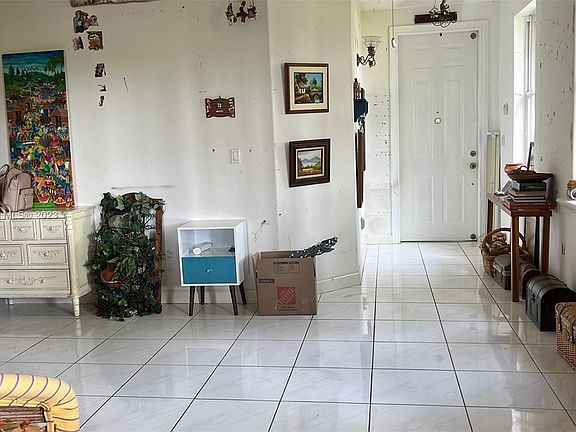 5th image of 4891 NW 109th Ct