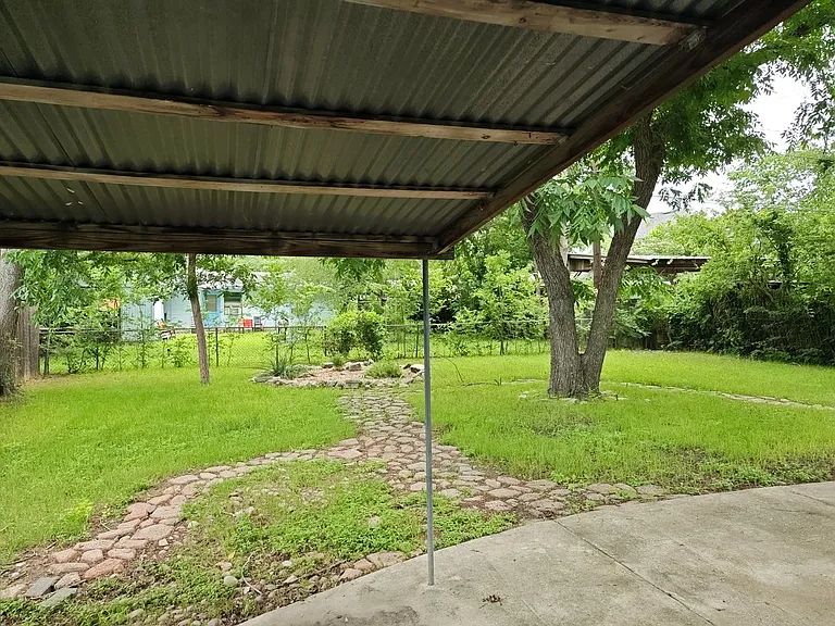 3207 Locke Ln — Photo 21