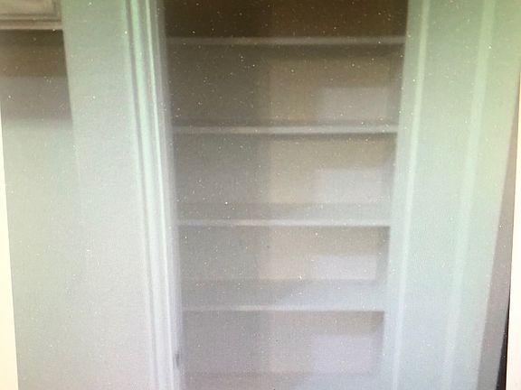 4th image of 2113 Ragland Rd