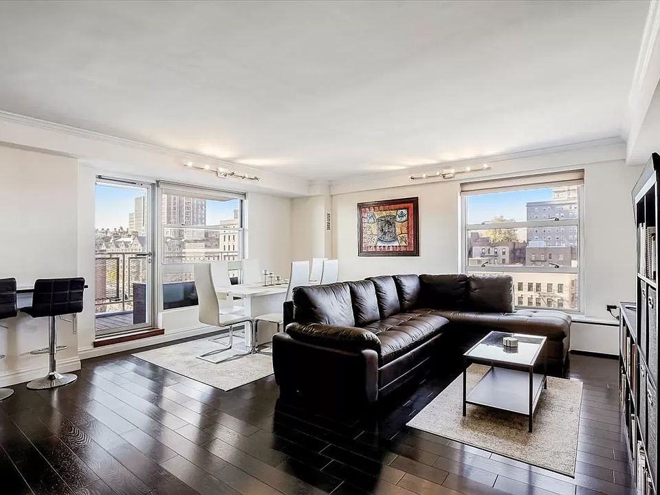 1st image of 100 La Salle St APT 11G