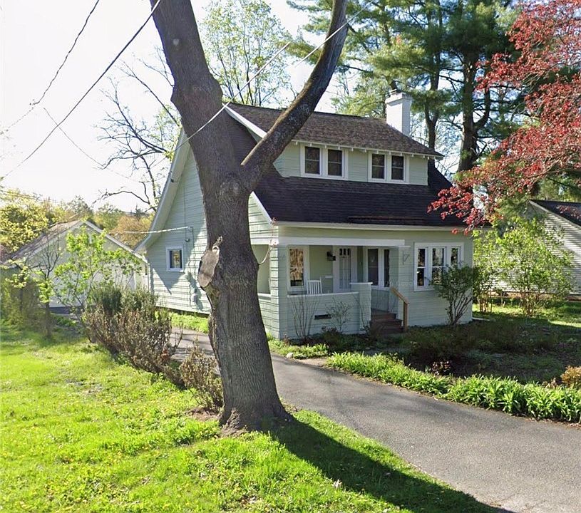 1st image of 4 Woodlawn Pl