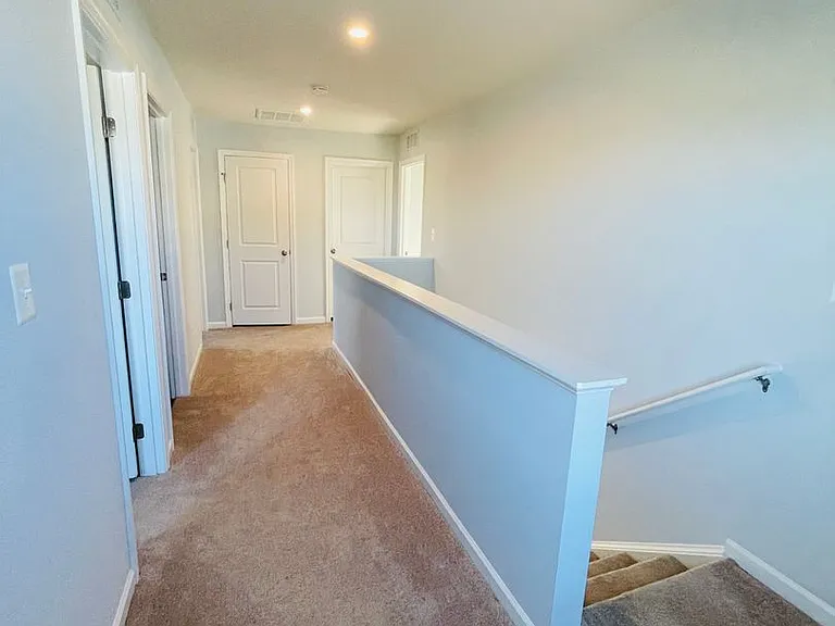 2065 Tailor Dr — Photo 21