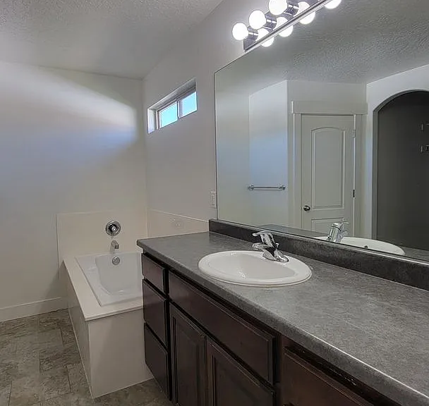 1652 W Brooke St — Photo 23