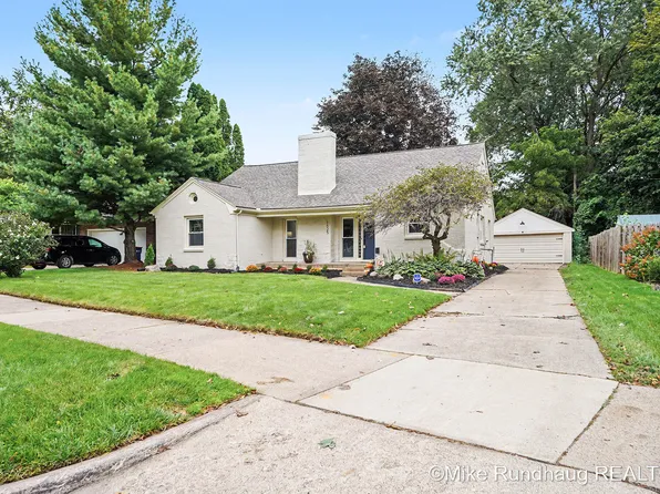 1625 Oswego St NW, Grand Rapids, MI 49504