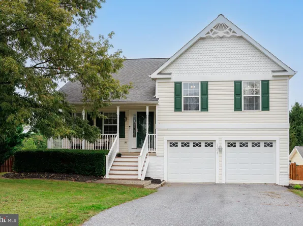 1205 Jo Apter Pl, New Windsor, MD 21776