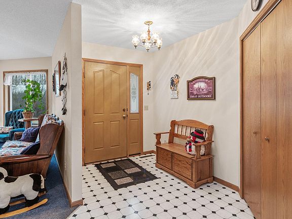 3rd image of 23600 Alray Dr