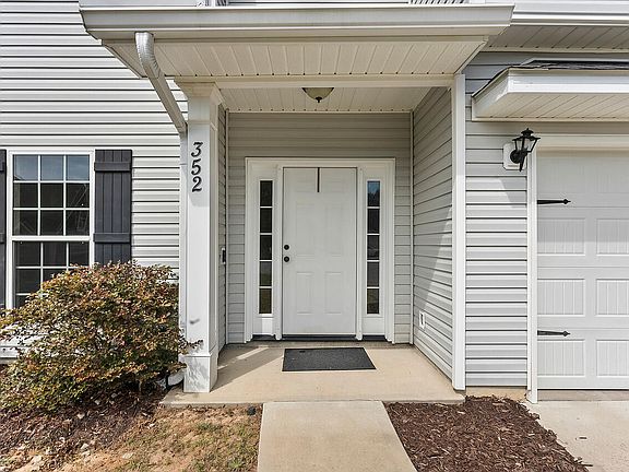 2nd image of 352 Birch Wood Ct