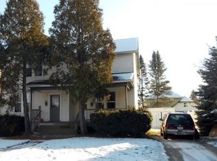 306 4th St, Fond Du Lac, WI 54935
