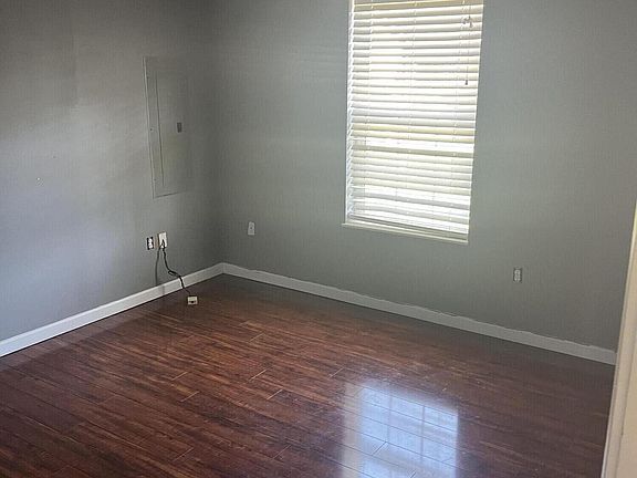 4th image of 207 Gray Slate Cir