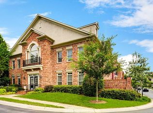 1214 Village Terrace Ct, Atlanta, GA 30338