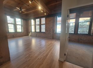 331 S Peoria St APT 204, Chicago, IL 60607