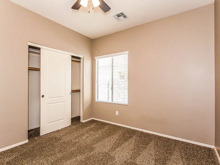 14133 W Crocus Dr — Photo 10