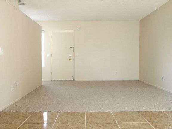 4th image of 23515 Lyons Ave Unit S13