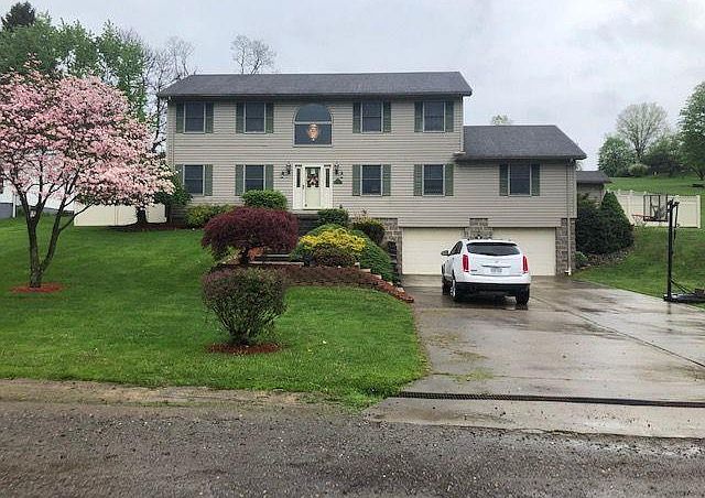 1st image of 155 Bonnie Beth Dr