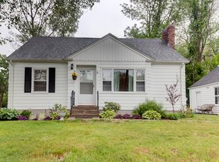 1380 Phenix Ave, Cranston, RI 02921