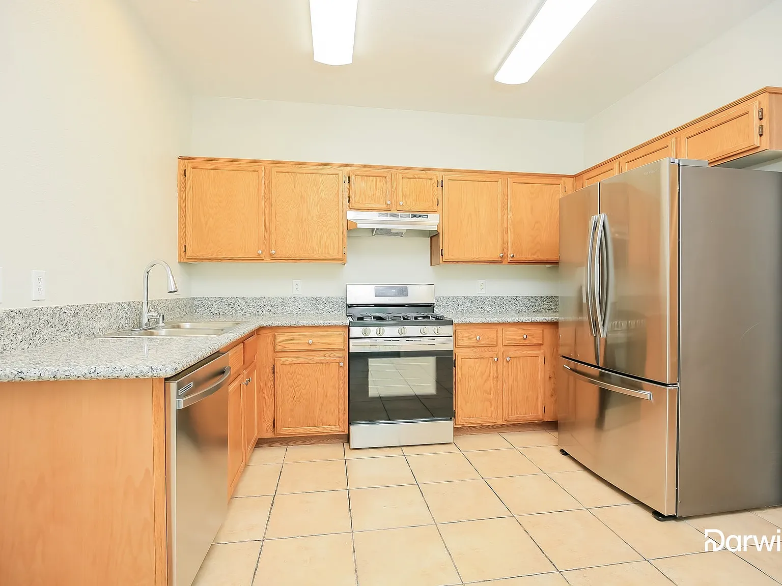 3 bed, 3.0 bath, 1554 sqft, $1,875 — Photo 4